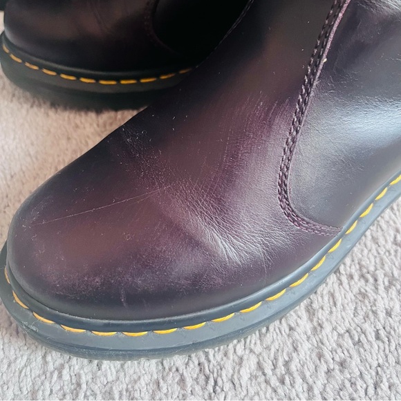 DR. MARTENS 2976 LEONORE FAUX FUR LINED CHELSEA BOOTS - Picture 6 of 8